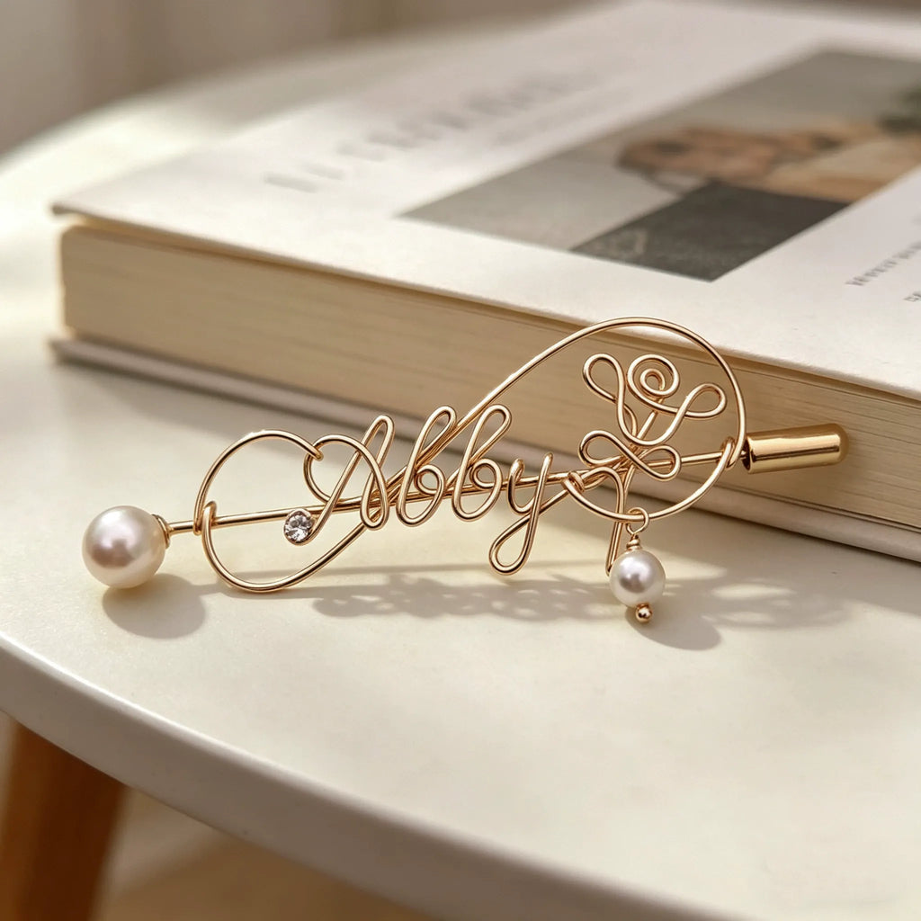 personalized-wire-name-brooch